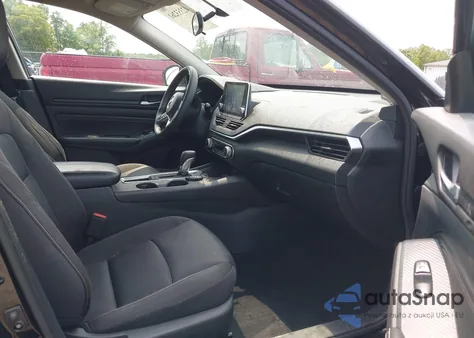 2019 Nissan Altima 2.5 S z USA, uszkodzony, nr VIN 1N4BL4BVXKC103689